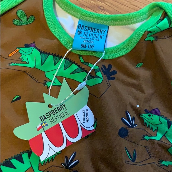 Raspberry Republic Iguana Onesie 9M NWT - Picture 3 of 3